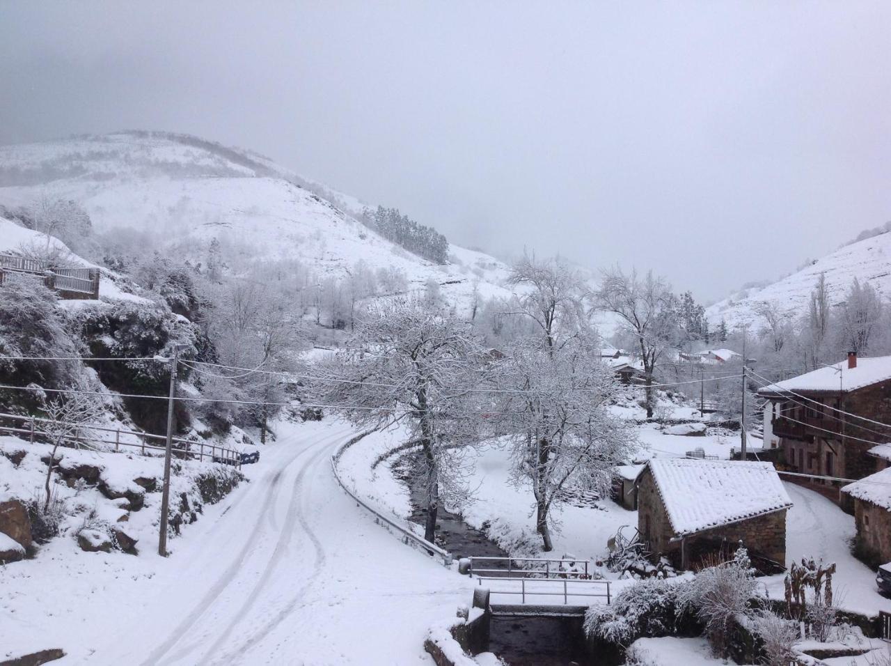 Posada Rural Penasagra Quintanilla Exteriör bild